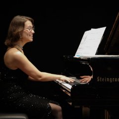 Die Pianistin Anne Schätz